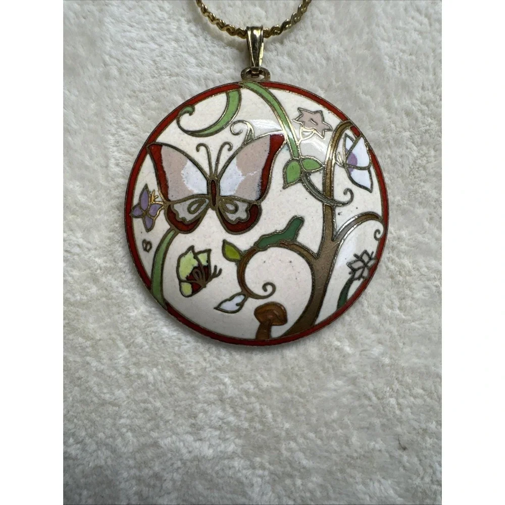 VTG Gold Tone Cloisonné Enamel  Butterfly Mushroom Worm Pendant‎ 18
